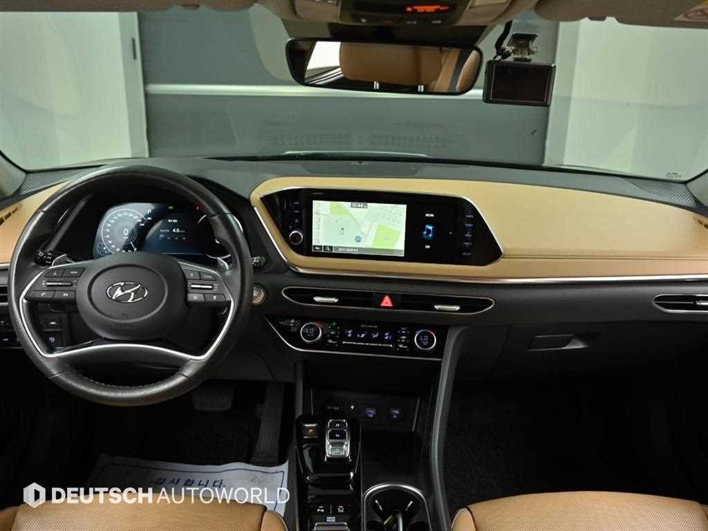 Hyundai Sonata — photo 07
