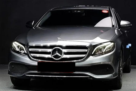 Mercedes-Benz E-Class — photo 01