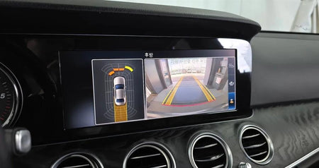 Mercedes-Benz E-Class — photo 14