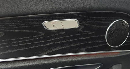 Mercedes-Benz E-Class — photo 18