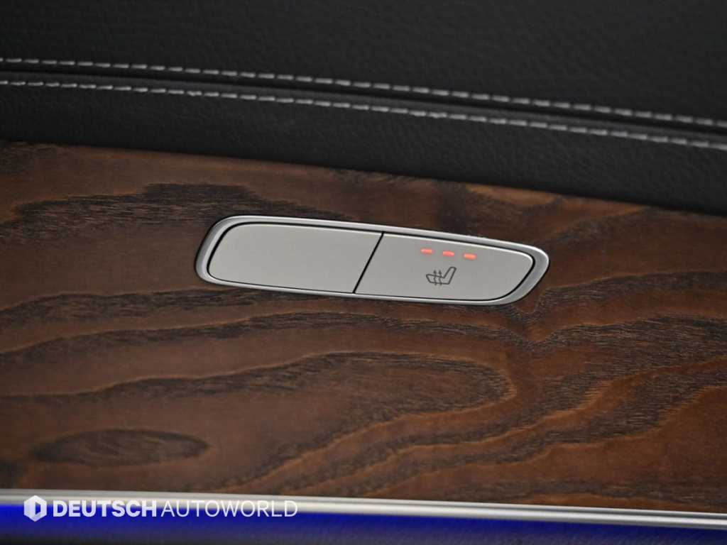 Mercedes-Benz E-Class — photo 16