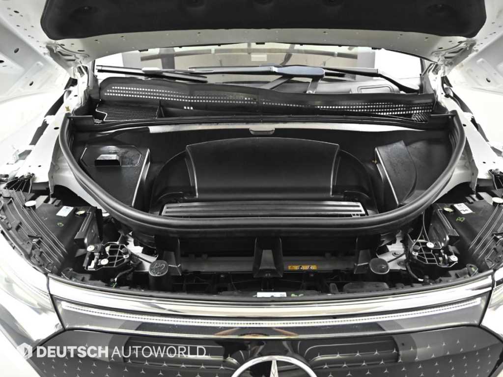 Mercedes-Benz EQS — photo 06