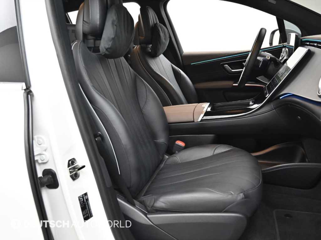 Mercedes-Benz EQS — photo 10