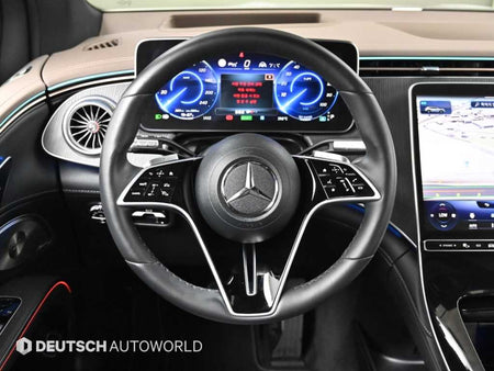 Mercedes-Benz EQS — photo 13