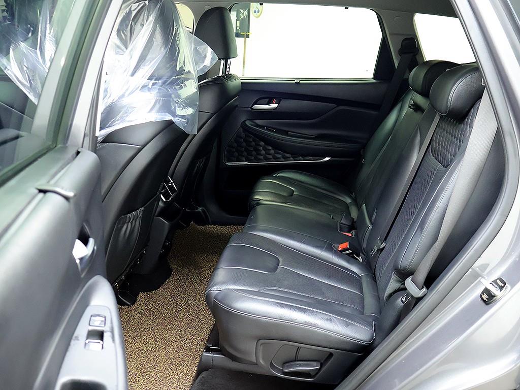 Hyundai Santafe — photo 12