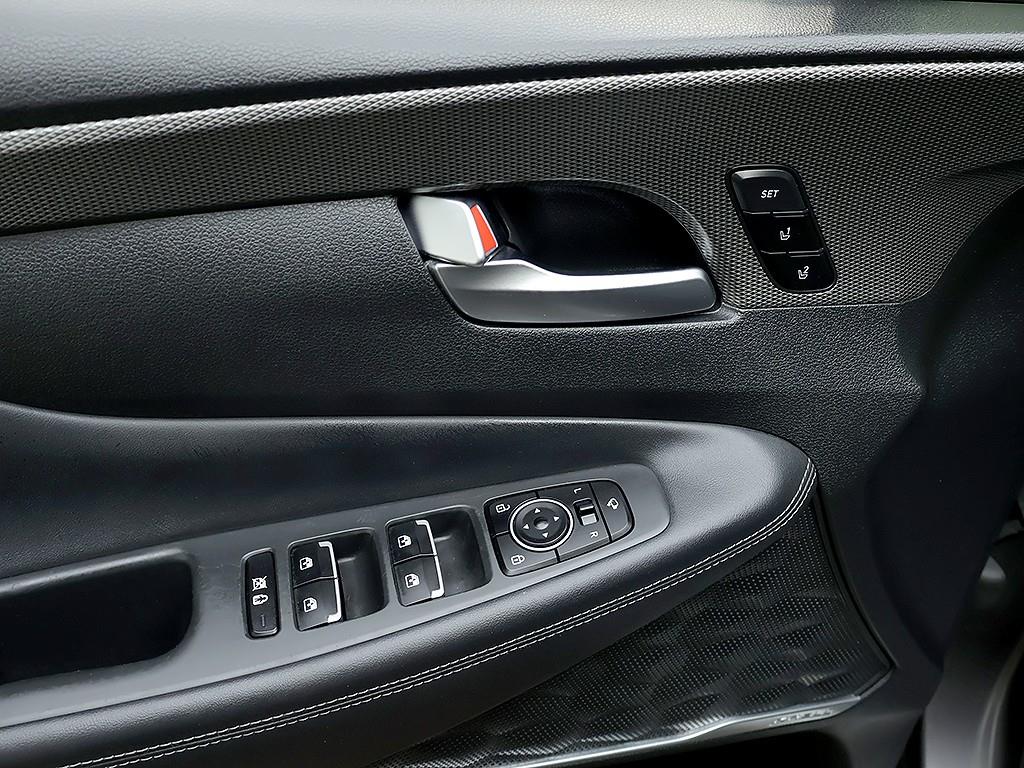 Hyundai Santafe — photo 13