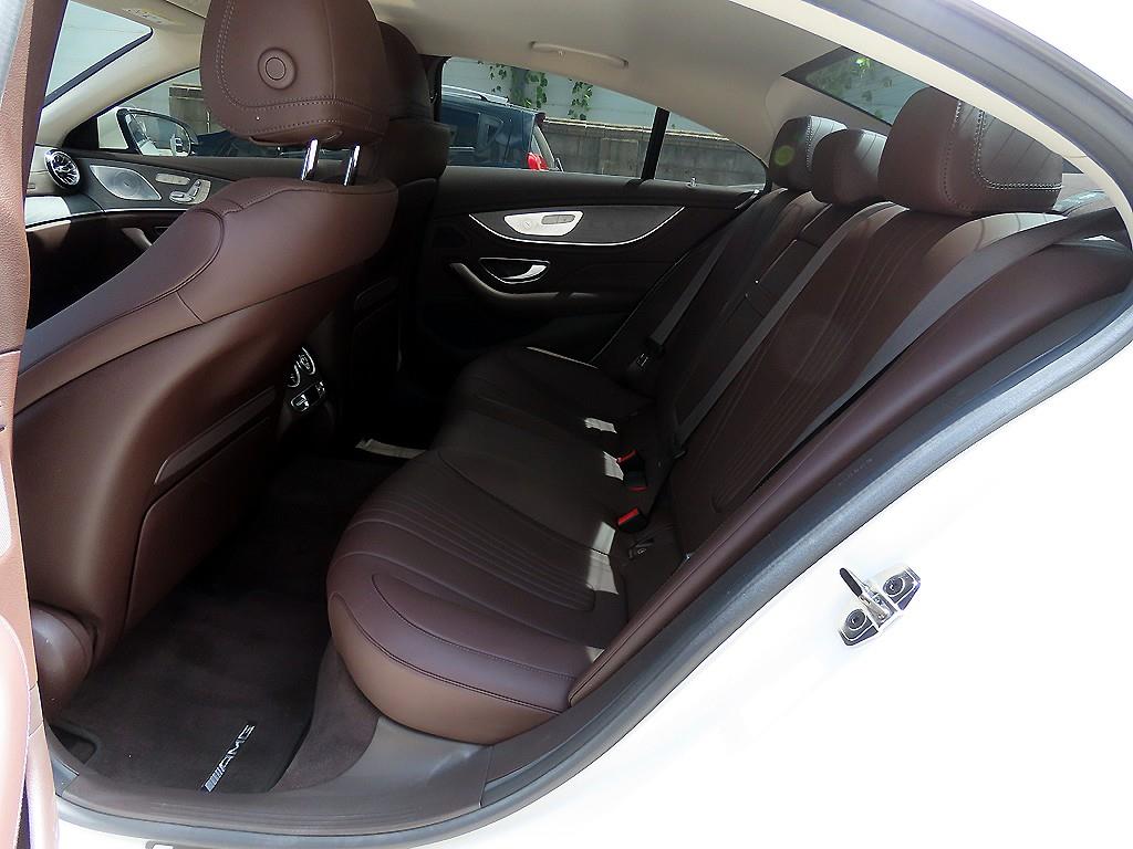Mercedes-Benz CLS-Class — photo 06