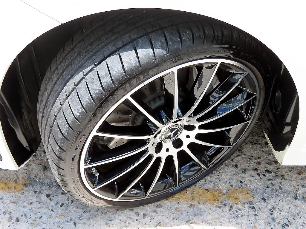 Mercedes-Benz CLS-Class — photo 20