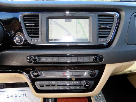 Kia Carnival — photo 12