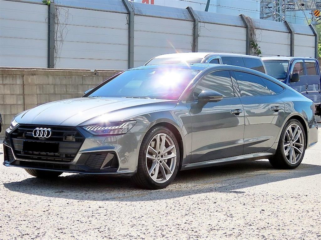 Audi A7 — photo 02