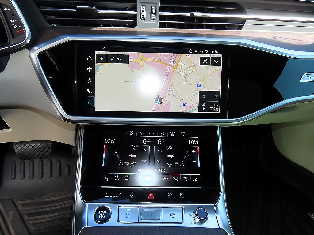 Audi A7 — photo 14
