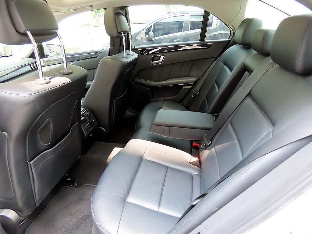 Mercedes-Benz E-Class — photo 06