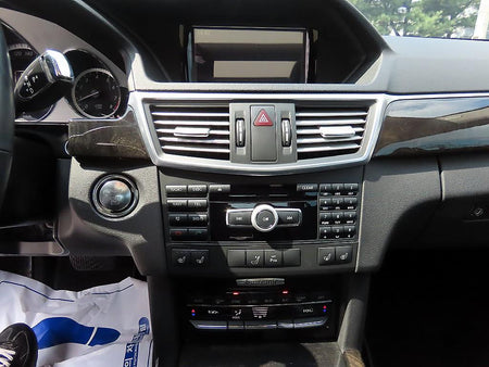 Mercedes-Benz E-Class — photo 13