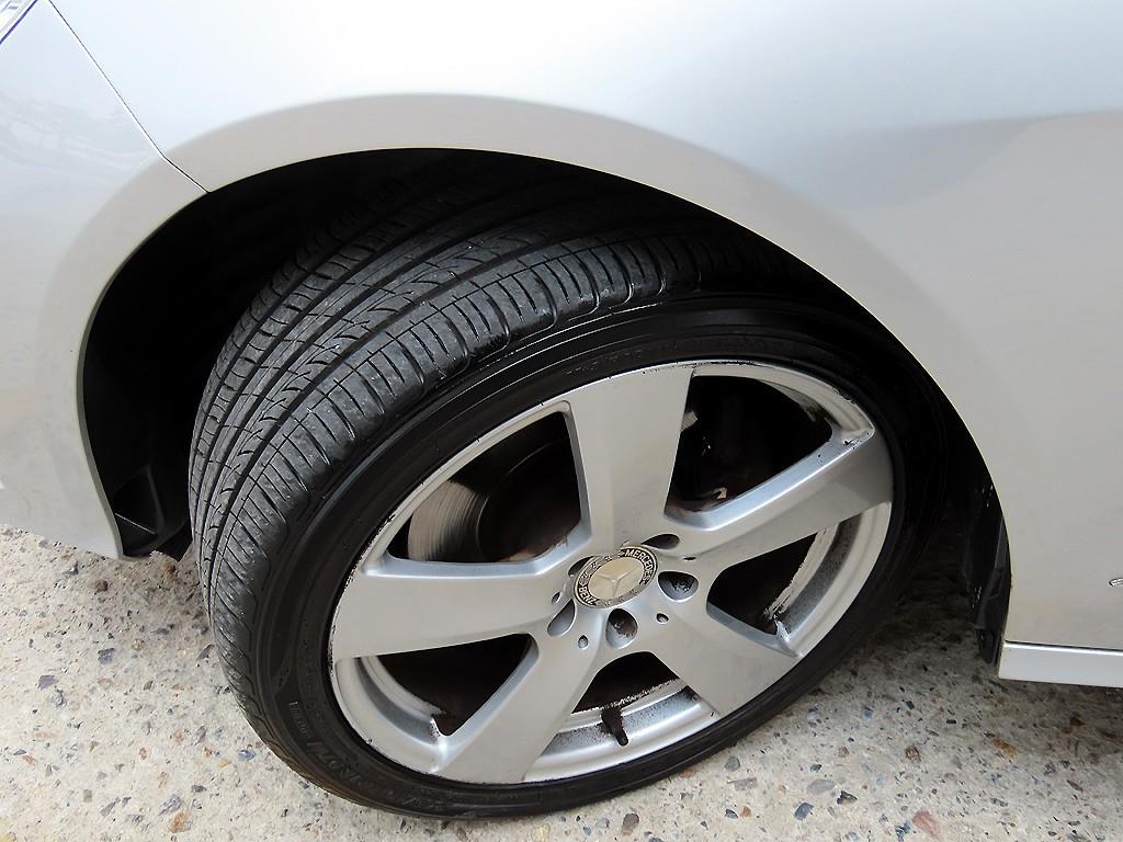 Mercedes-Benz E-Class — photo 20