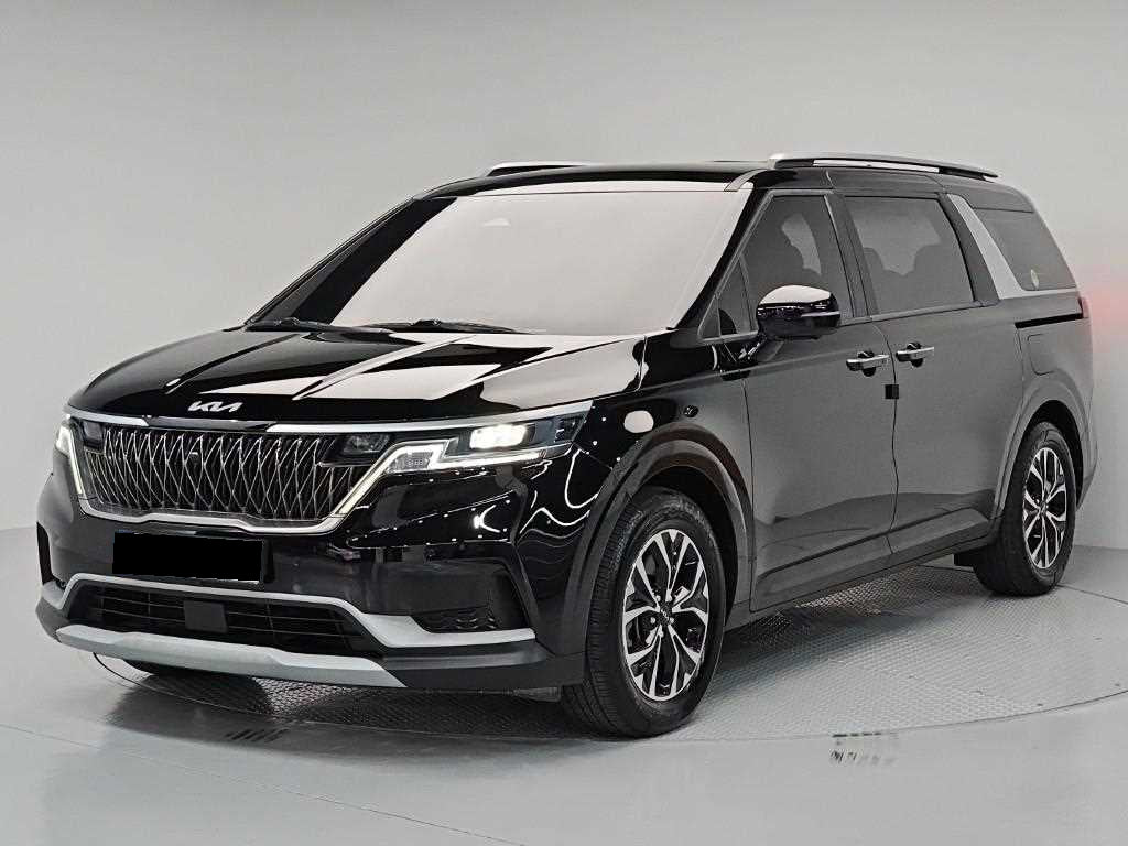 Kia Carnival — photo 01