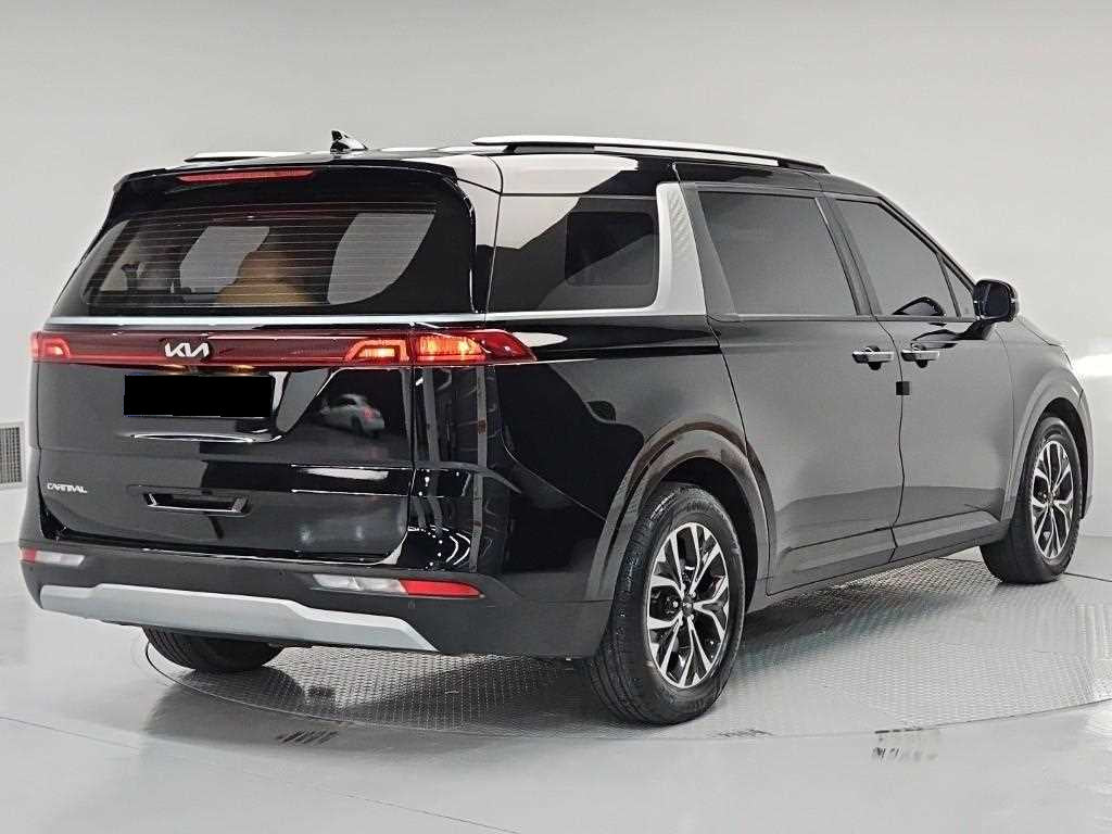 Kia Carnival — photo 04