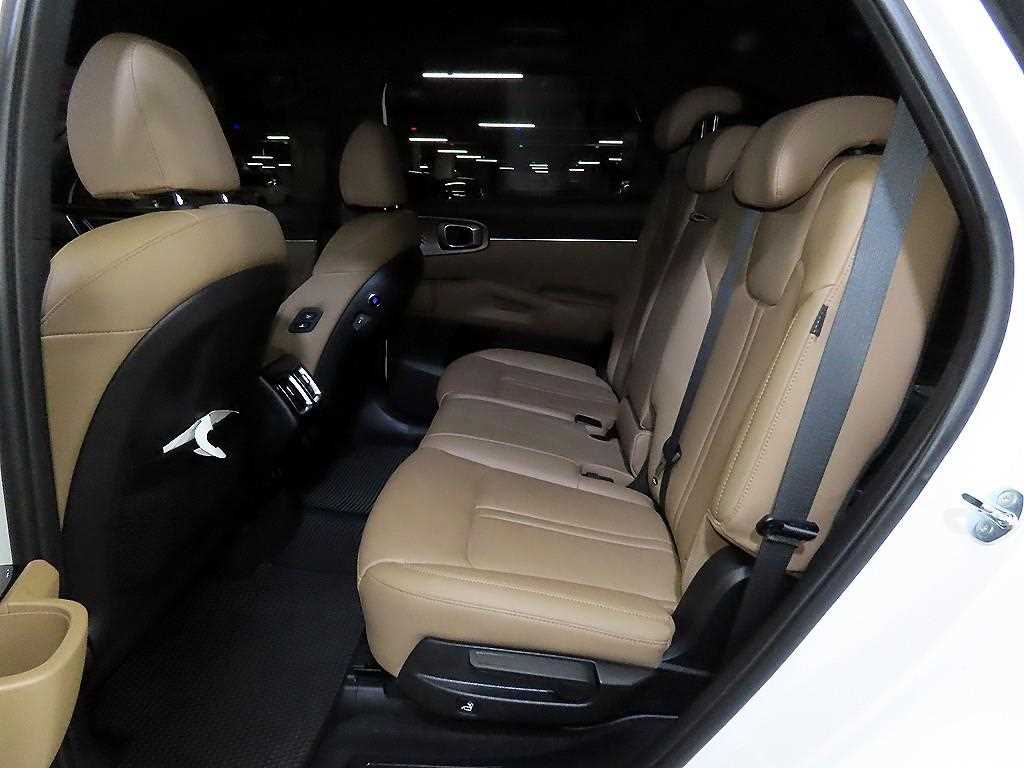 Kia Sorento — photo 07