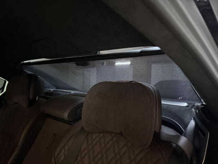 BMW 7-Series — photo 17
