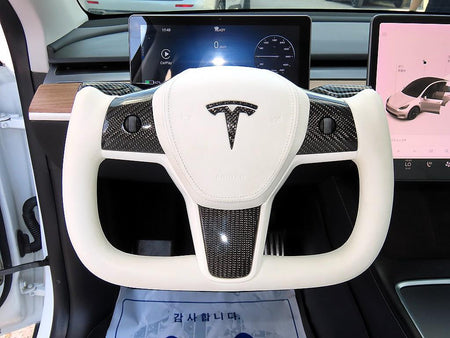 Tesla Model Y — photo 08
