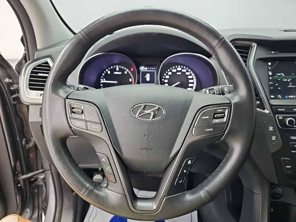 Hyundai Santafe — photo 09
