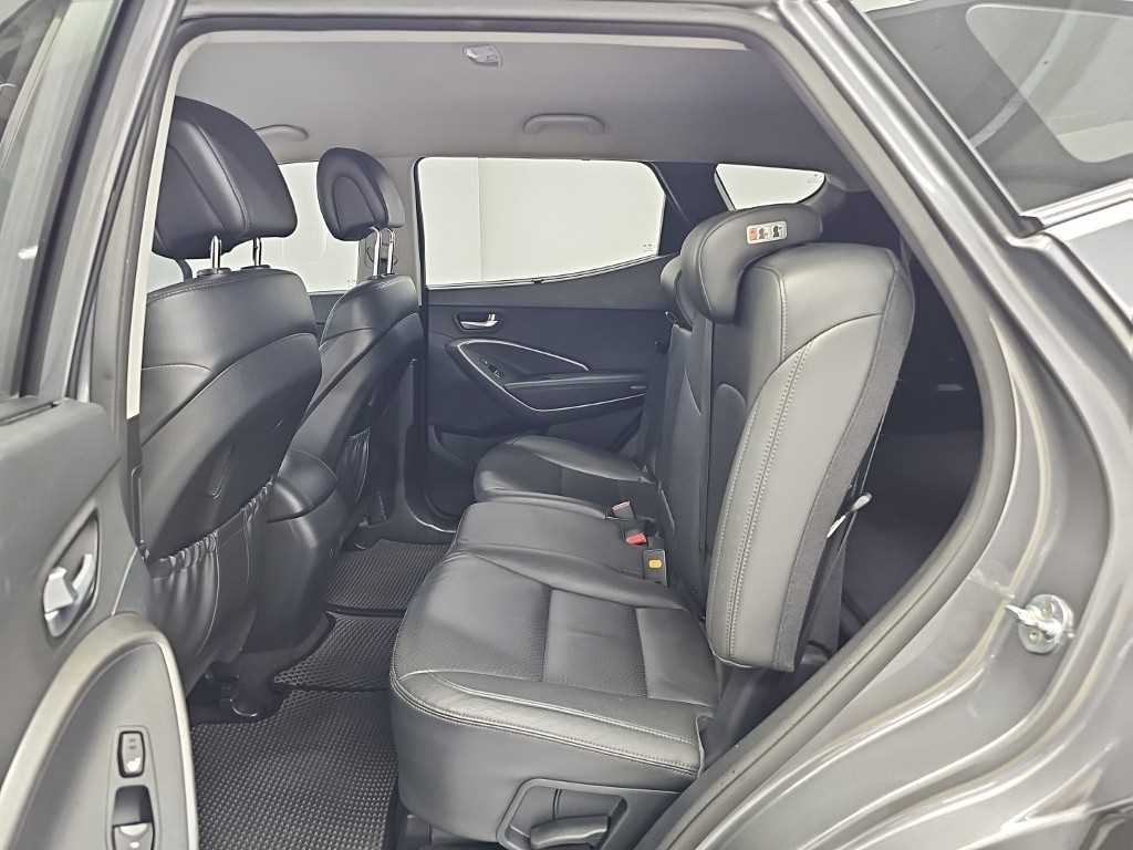 Hyundai Santafe — photo 12