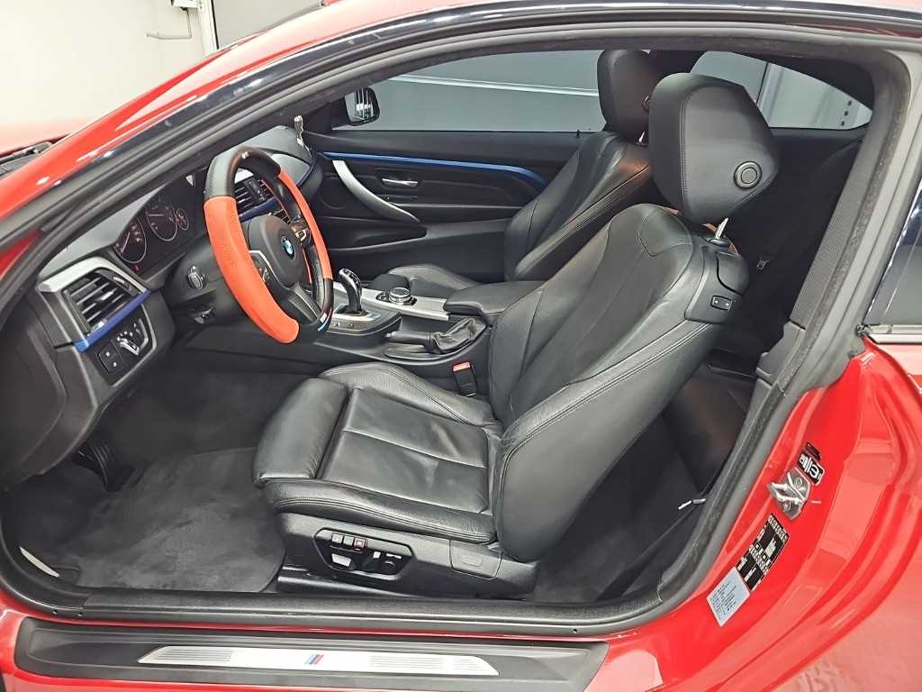 BMW 4-Series — photo 11