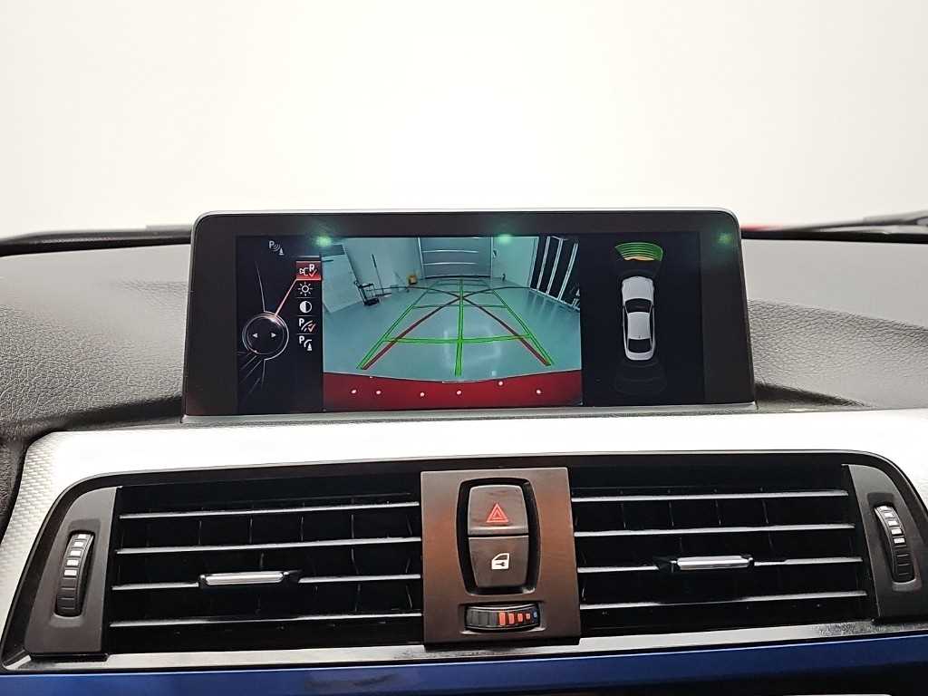 BMW 4-Series — photo 15