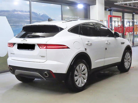 Jaguar E-PACE — photo 04