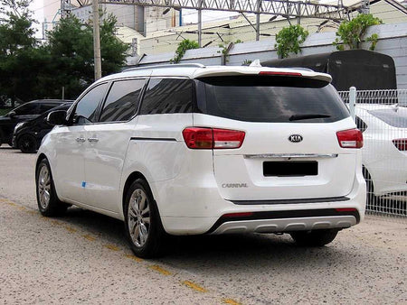 Kia Carnival — photo 03