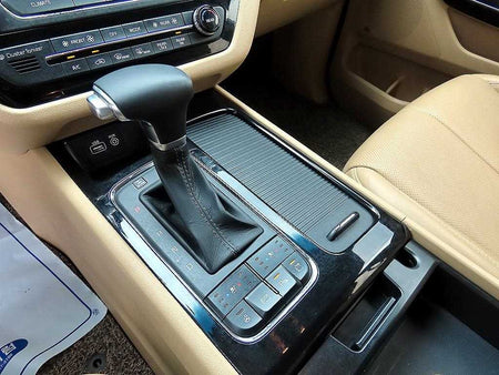 Kia Carnival — photo 11