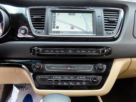 Kia Carnival — photo 14