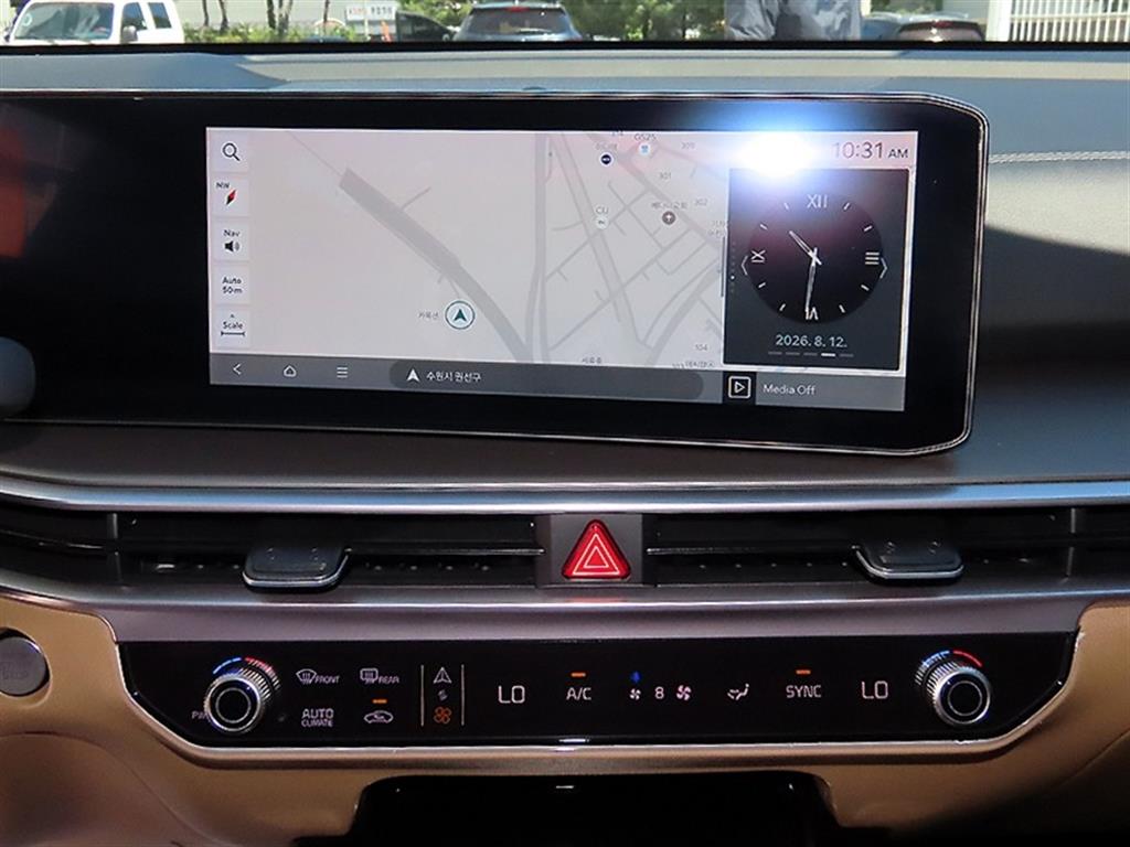 Kia Sorento — photo 12