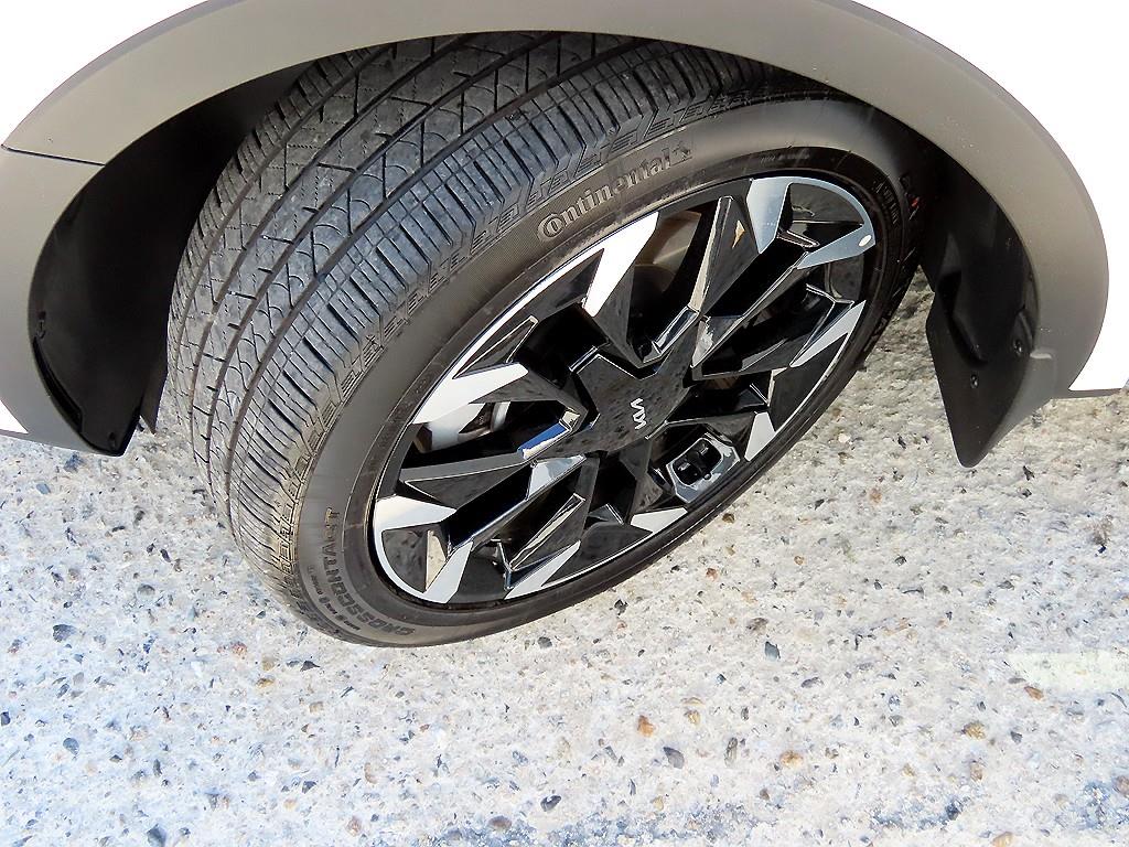 Kia Sorento — photo 20