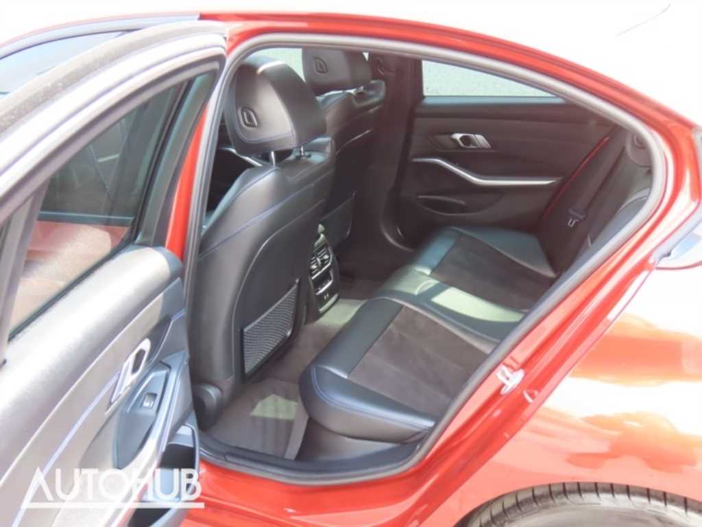 BMW 3-Series — photo 15