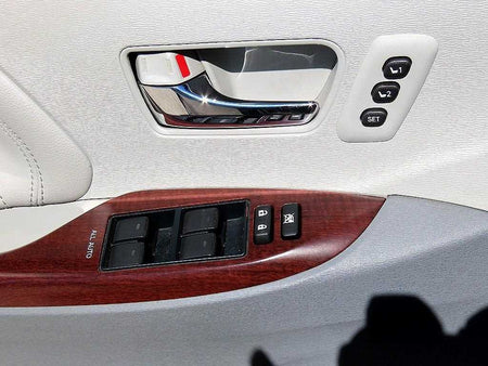 Toyota Sienna — photo 11