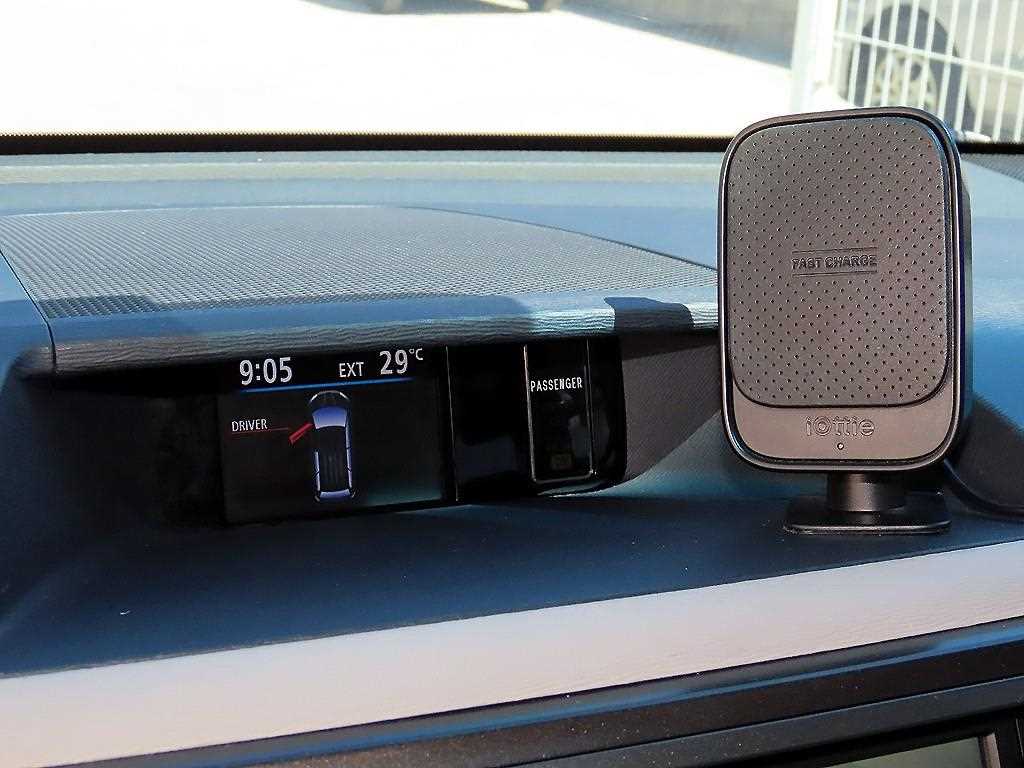 Toyota Sienna — photo 15