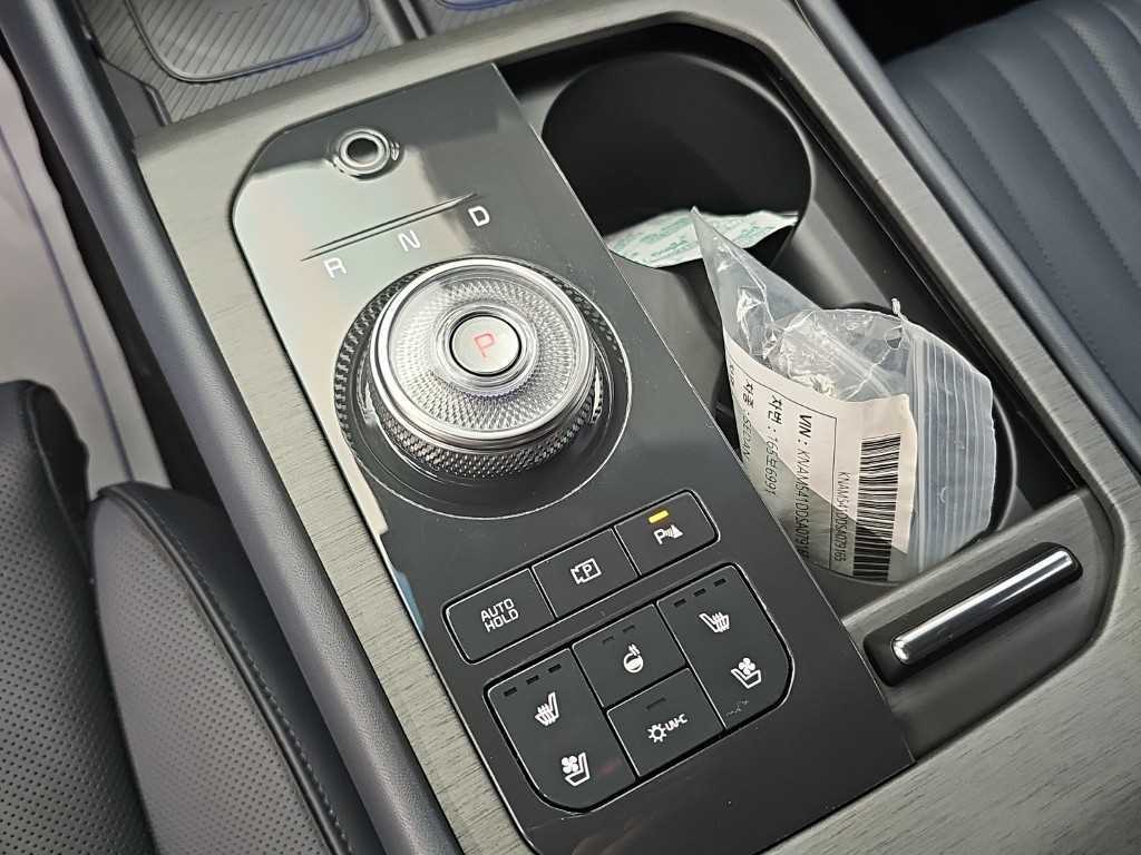Kia K8 — photo 08