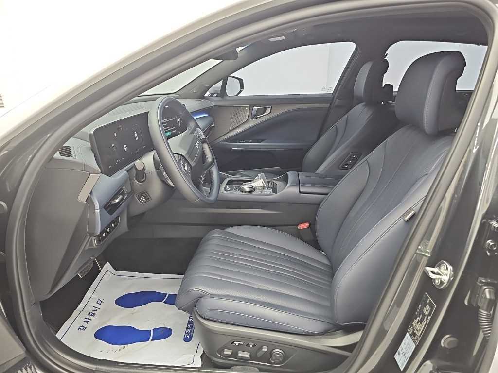 Kia K8 — photo 11
