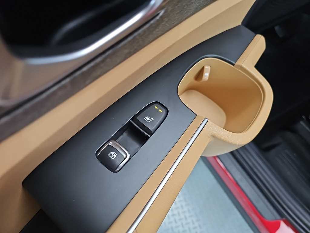 Kia Sorento — photo 13
