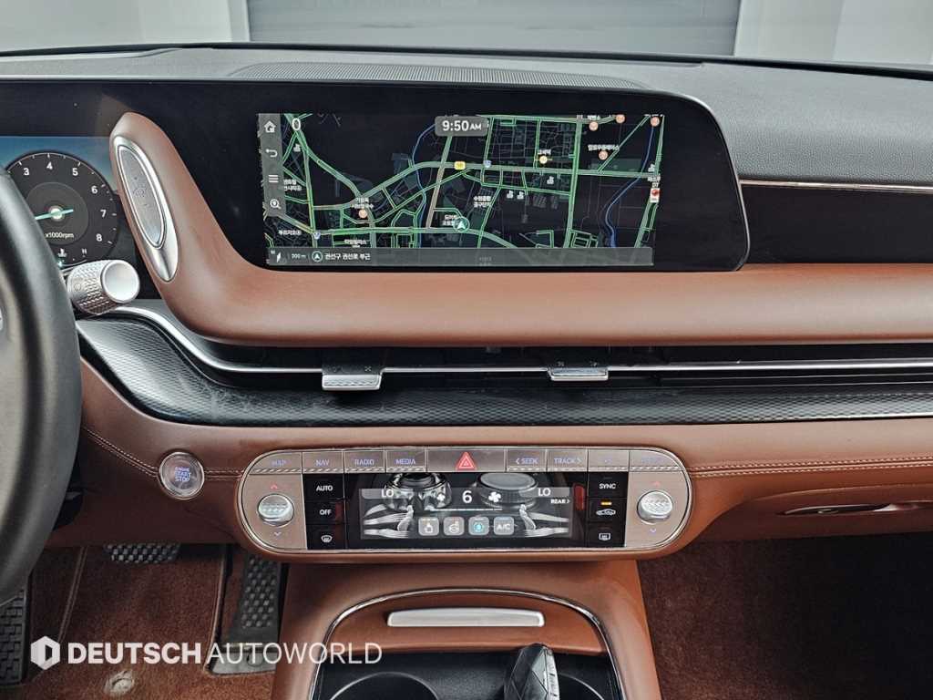 Genesis G90 — photo 14