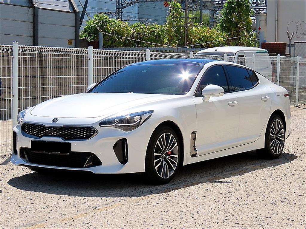 Kia Stinger — photo 02
