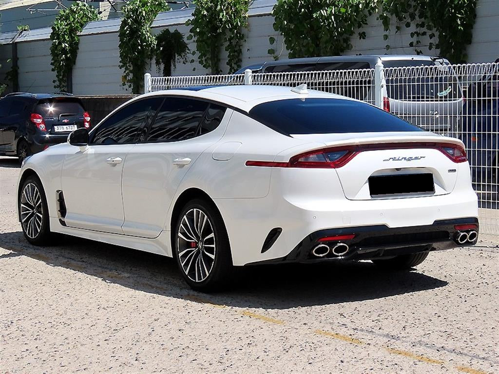 Kia Stinger — photo 03