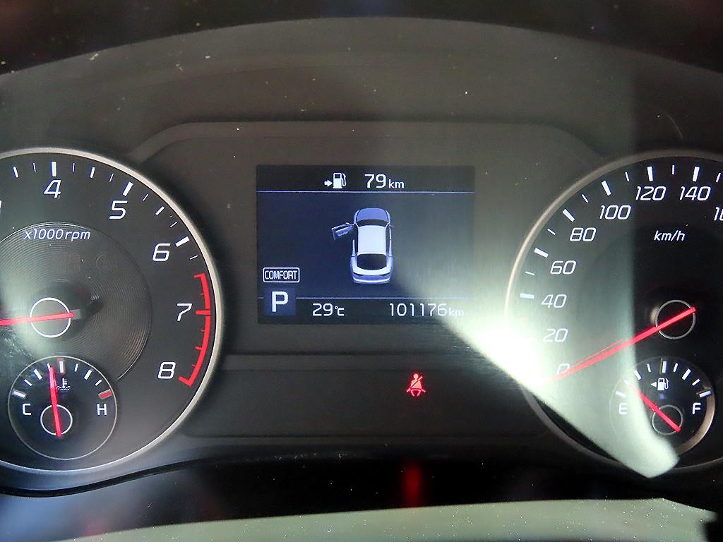 Kia Stinger — photo 09