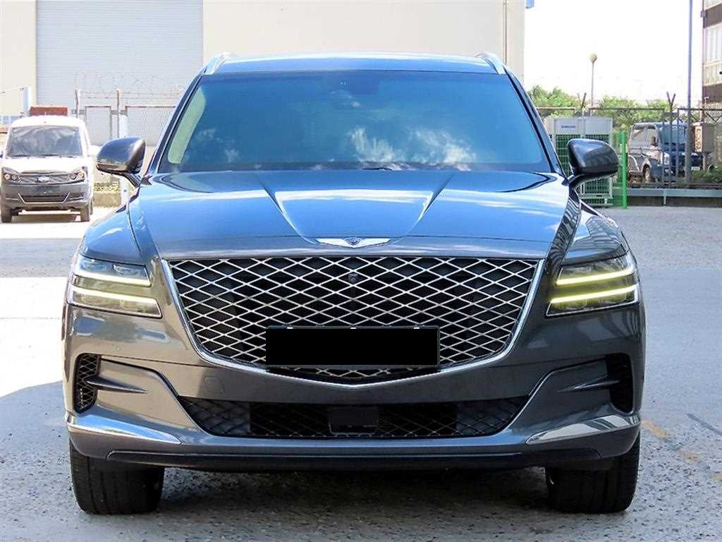 Genesis GV80 — photo 01