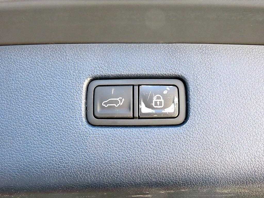 Genesis GV80 — photo 15