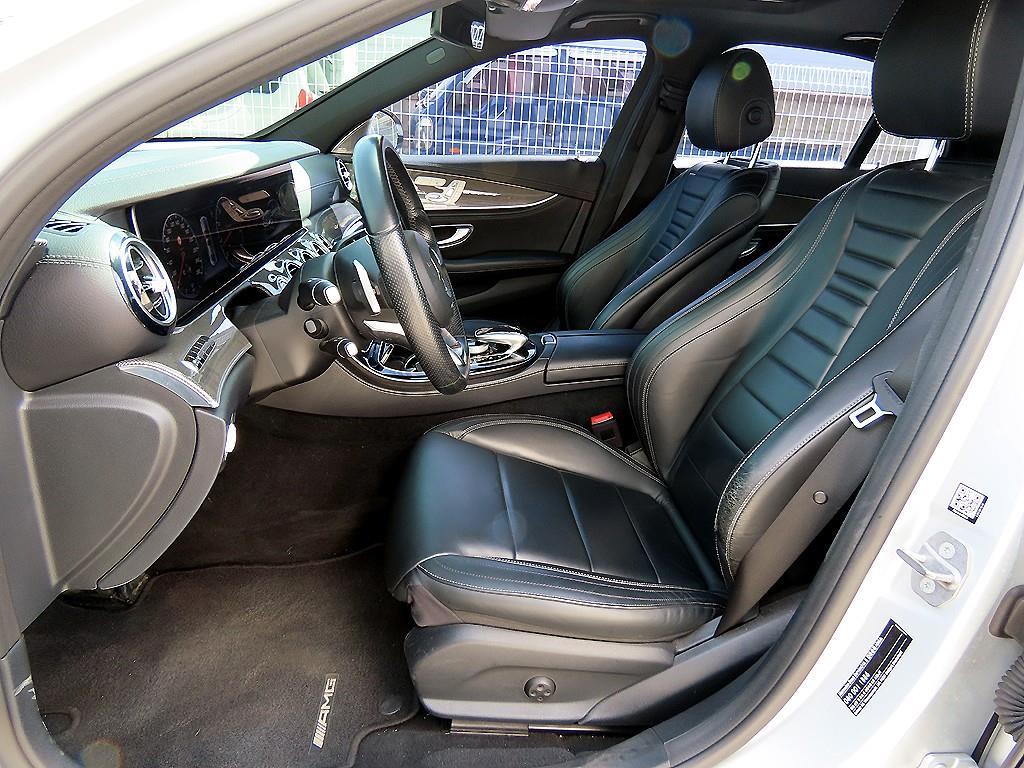 Mercedes-Benz E-Class — photo 05