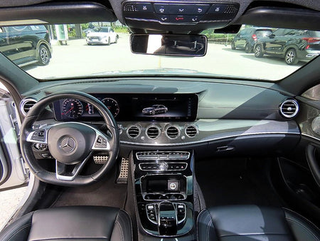 Mercedes-Benz E-Class — photo 07