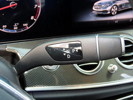 Mercedes-Benz E-Class — photo 11