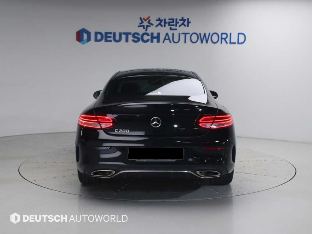 Mercedes-Benz C-Class — photo 03