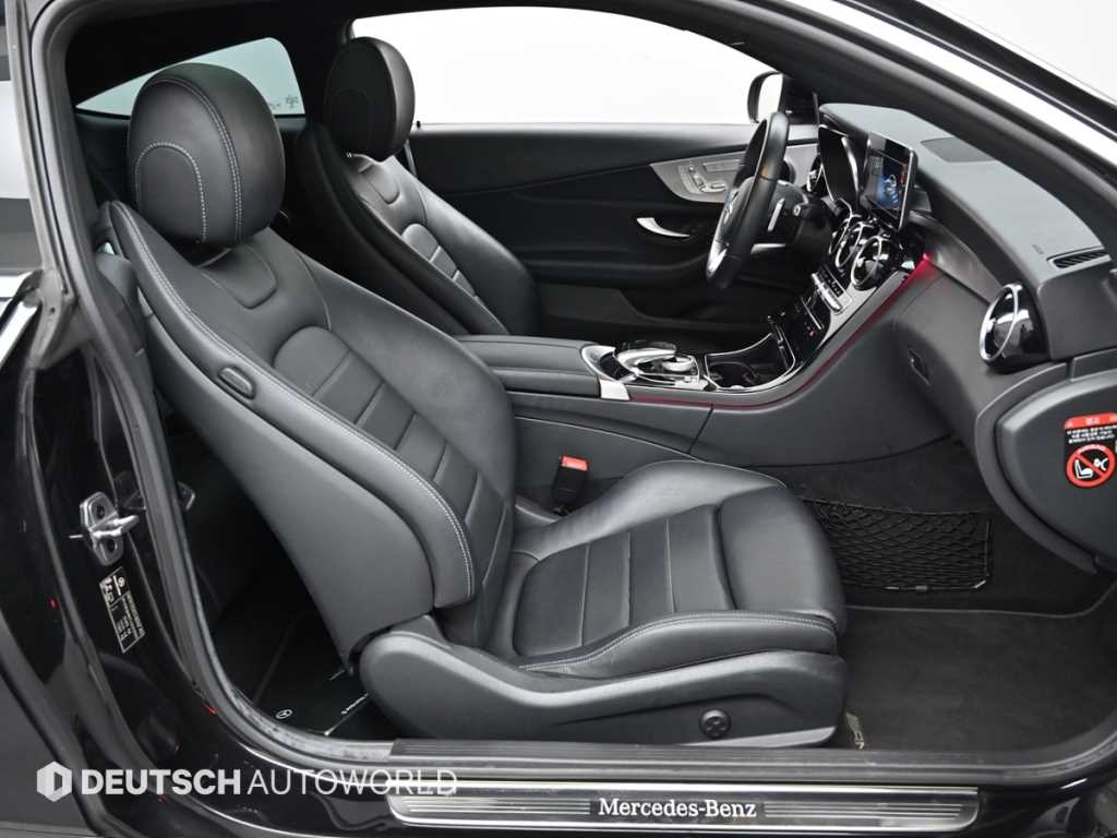 Mercedes-Benz C-Class — photo 10